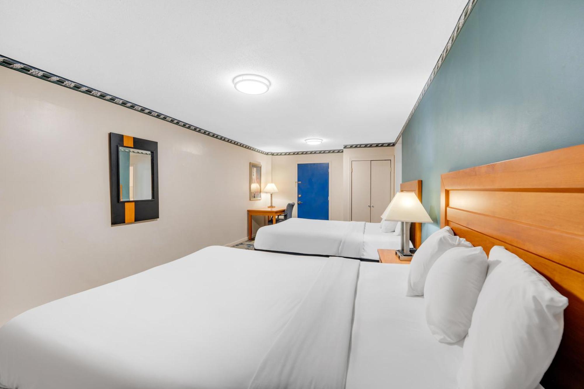 Americas Best Value Inn Stonington Mystic Екстер'єр фото